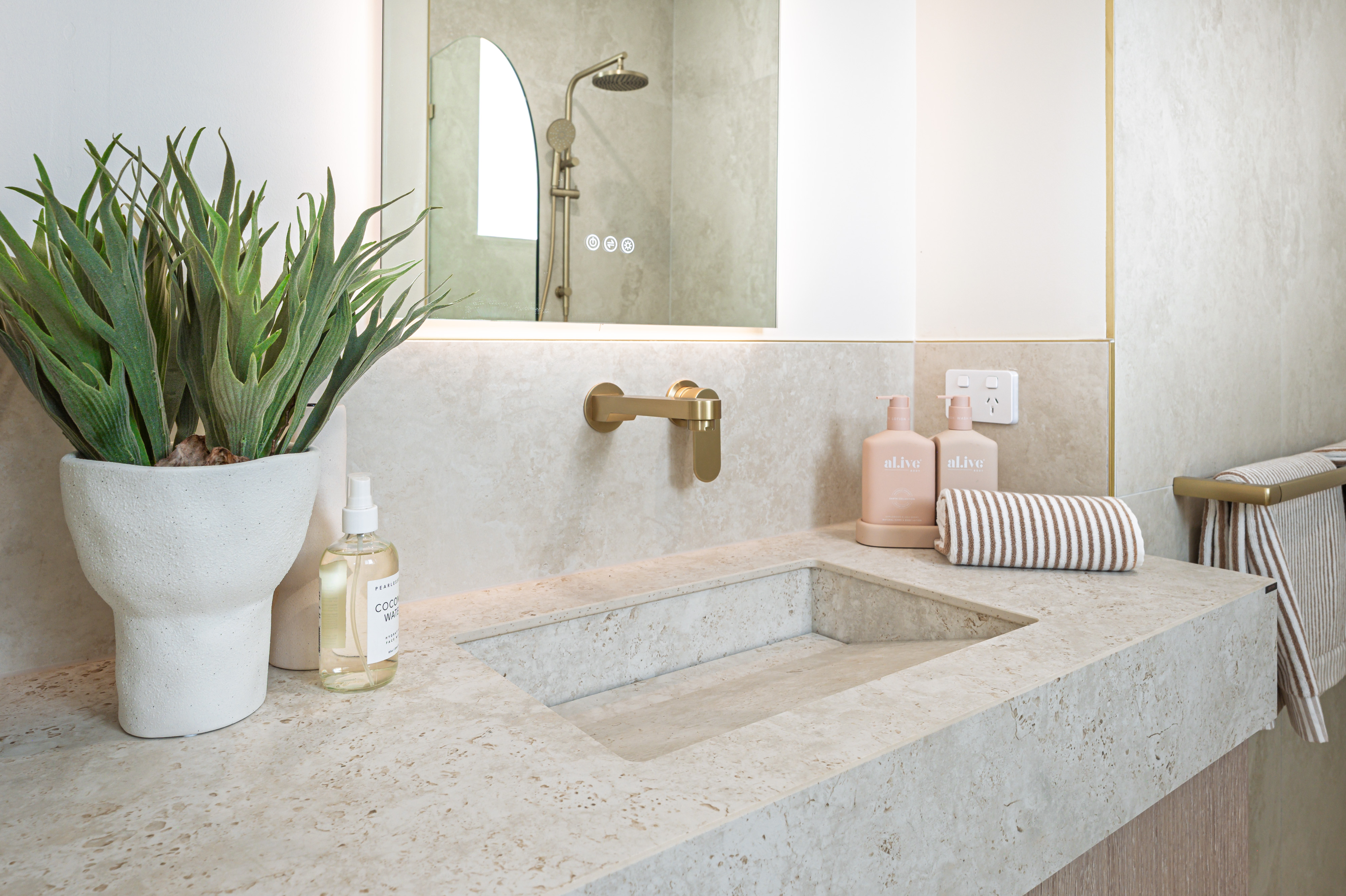 Allaro Homes